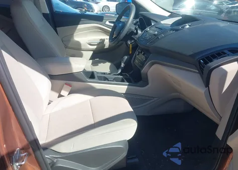 2017 Ford Escape Se z USA, uszkodzony, nr VIN 1FMCU0GD4HUA53391